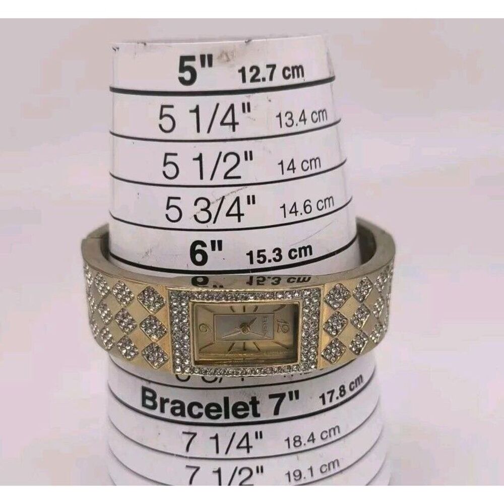 Classic Ladies Elgin Gold Tone Watch With Bracelet Clasp - New Battery - Picture 7 of 8